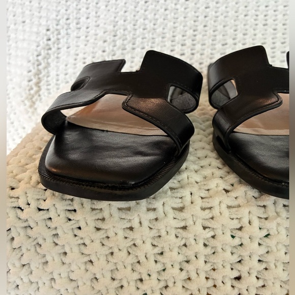 Madden Girl Women’s Hailey Slide Sandal, Open Toe, H Strap Design; Size 6.5 - Picture 3 of 9